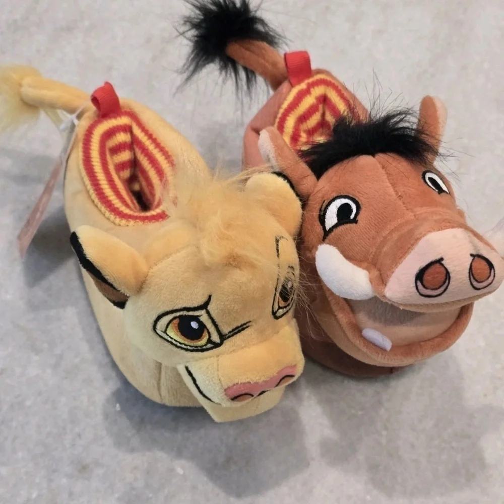 Disney Lion King Lion and Warthog Plush Boys Slippers Sz 5 Toddler Slip Ons NEW